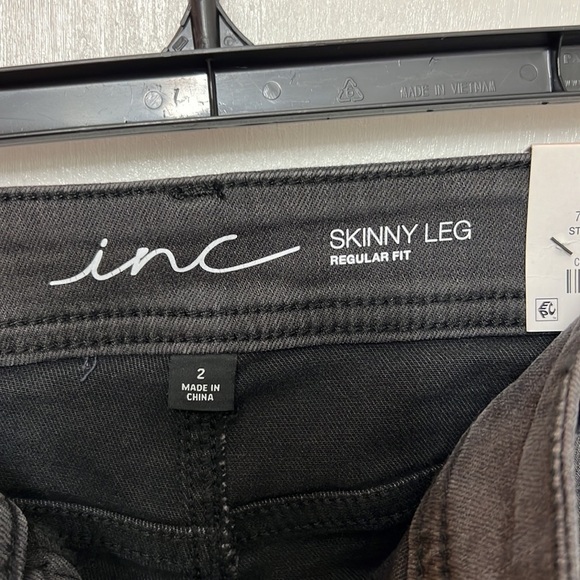 INC skinny Jeans, washed Black, Mid Rise, Regular Fit, size 2, NWT - Picture 8 of 10